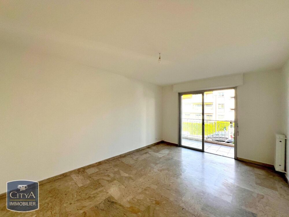 location Appartement - 2 pièce(s) - 47 m² Le Cannet (06110)