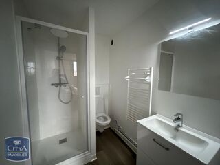 Appartement à louer 1 pièce 28 m²