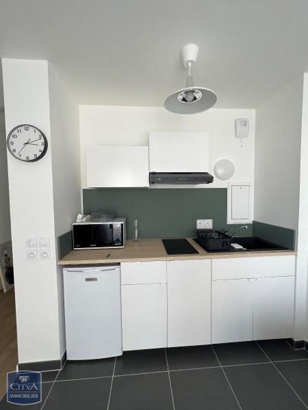location Appartement - 1 pièce(s) - 24 m² Asnières-sur-Seine (92600)