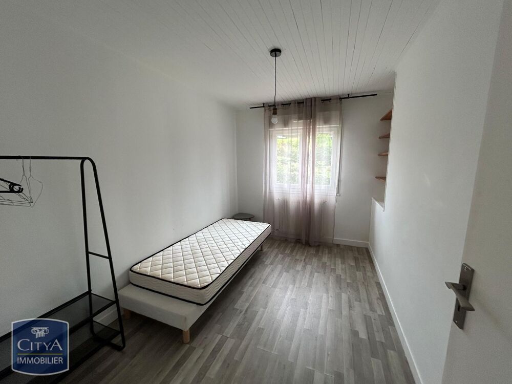 location Appartement - 5 pièce(s) - 10 m² Seynod (74600)