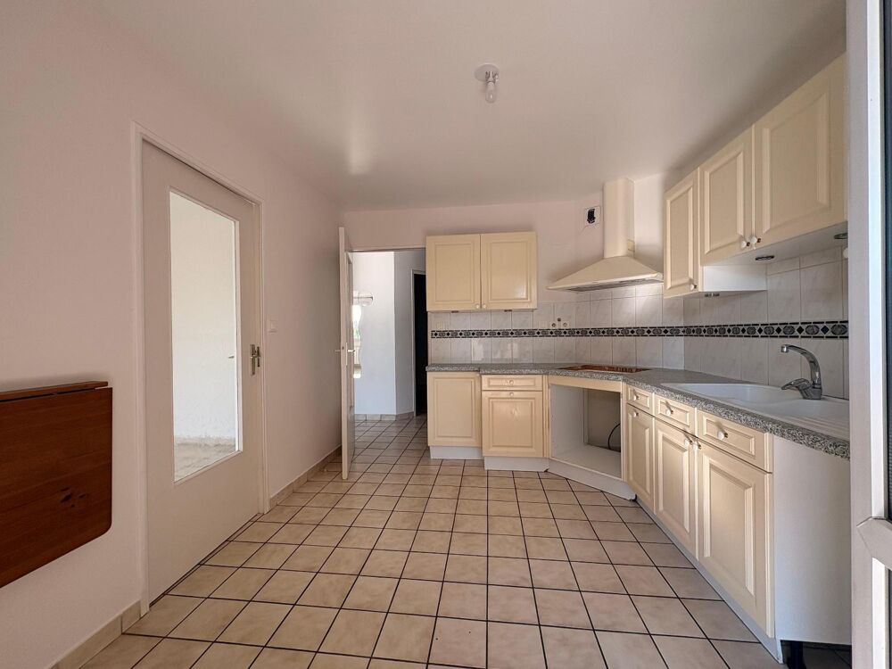 location Appartement - 2 pièce(s) - 74 m² Aubenas (07200)