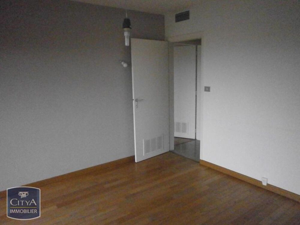 location Appartement - 5 pièce(s) - 121 m² Dijon (21000)