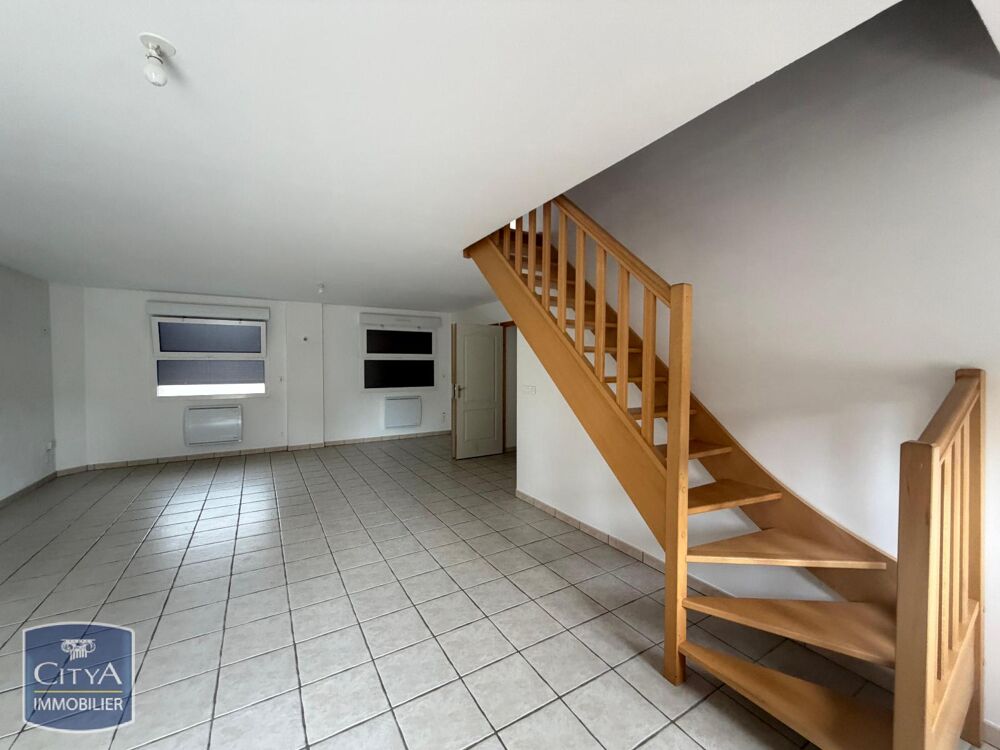 location Appartement - 3 pièce(s) - 94 m² Plouvain (62118)