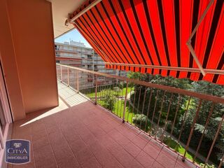  Appartement à louer 4 pièces 80 m²
