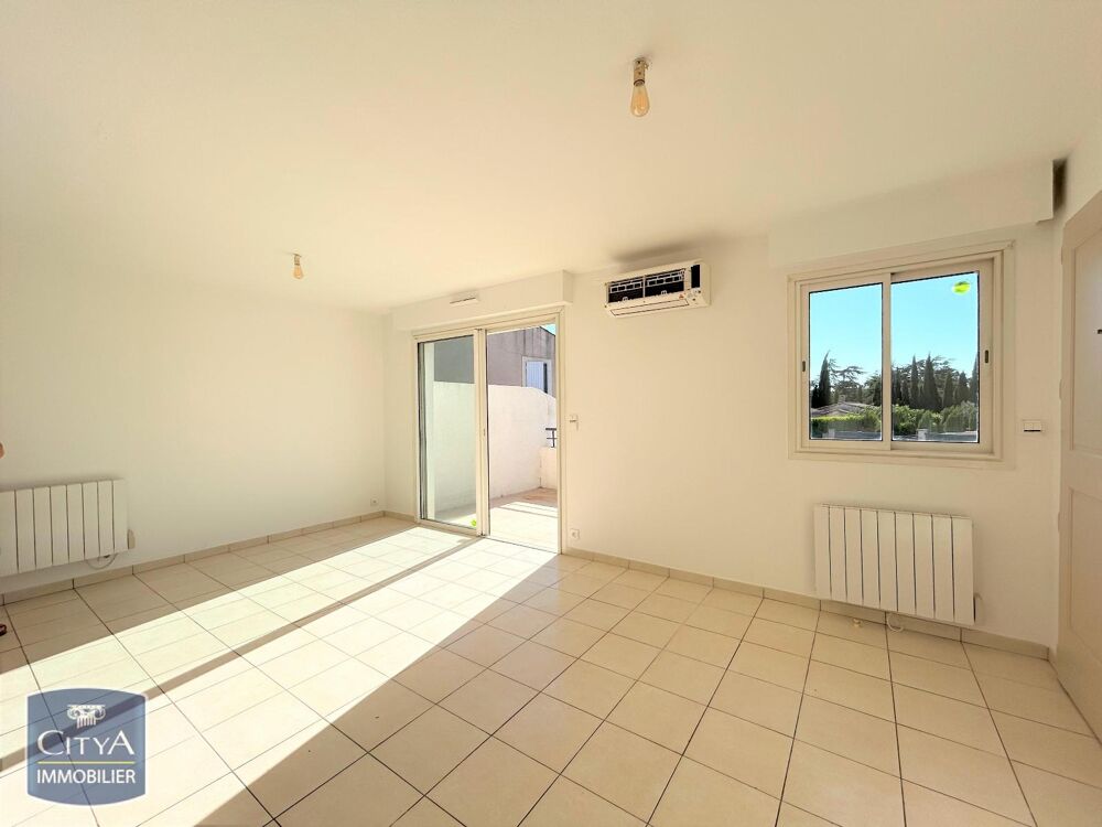 location Appartement - 2 pièce(s) - 44 m² Les Angles (30133)