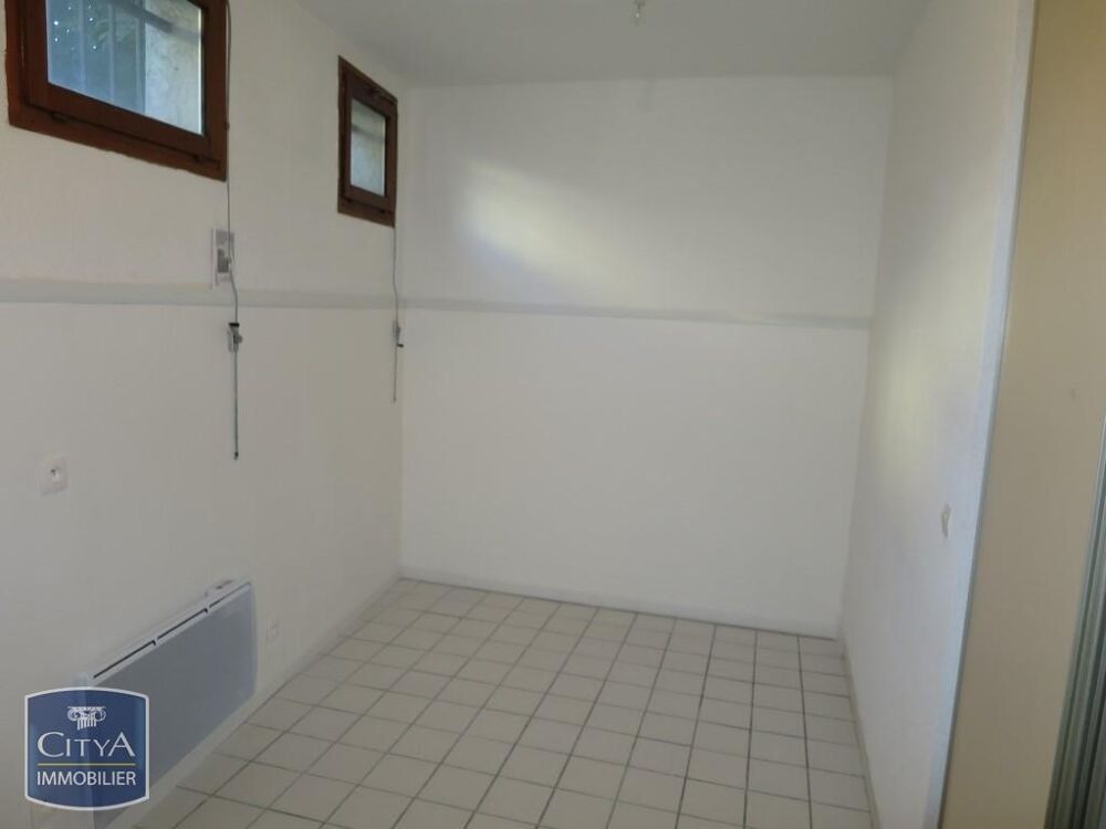 À louer : Charmant appartement T1 situé au coeur de Greno....