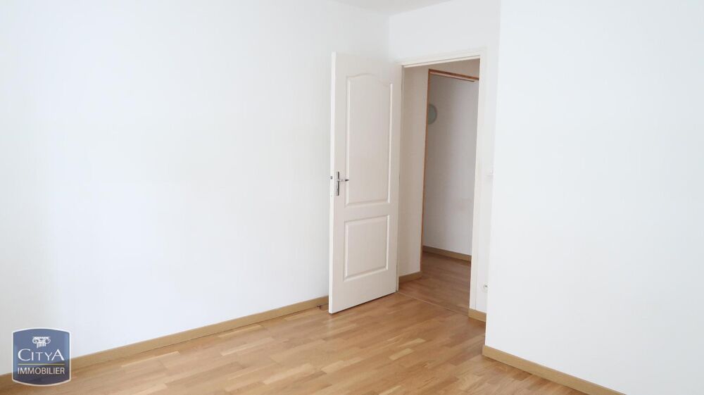 location Appartement - 3 pièce(s) - 87 m² La Fère (02800)