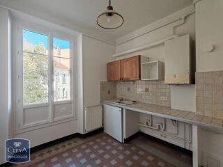  Appartement à louer 1 pièce 45 m²