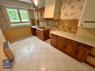  Appartement à louer 5 pièces 105 m²