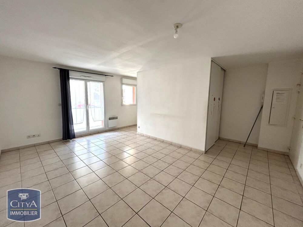 location Appartement - 2 pièce(s) - 47 m² Saint-Quentin (02100)