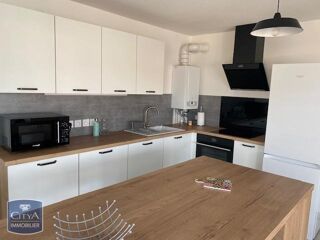 Appartement à louer 3 pièces 66 m²