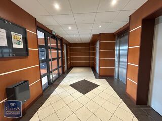  Appartement à louer 4 pièces 93 m²