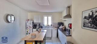 Appartement à louer 3 pièces 104 m²