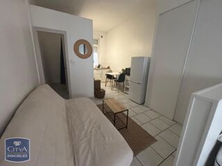  Appartement à louer 1 pièce 25 m²