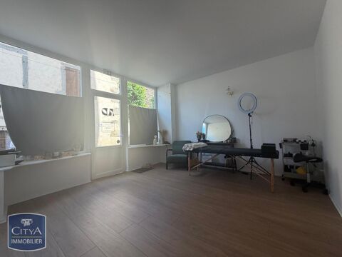 &Agrave; LOUER Situ&eacute; dans la commune de Saint-Paul-en-Jarez,... 380 42740 St paul en jarez