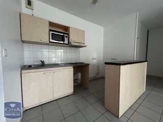  Appartement à louer 4 pièces 78 m²