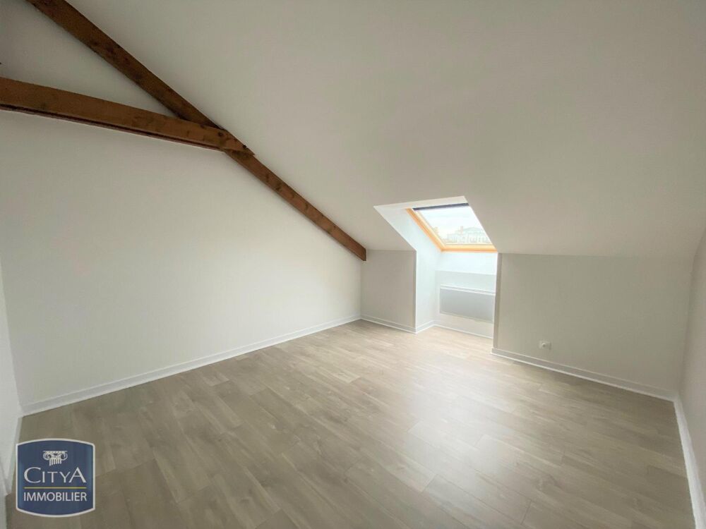 À LOUER : Appartement T3 situé à Tours, dans le quartier....