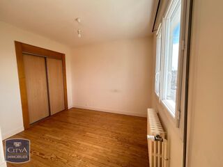  Maison à louer 4 pièces 86 m²