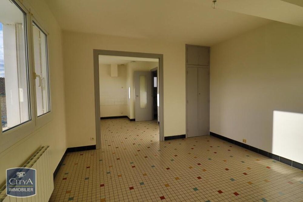 location Appartement - 3 pièce(s) - 53 m² Saint-Just-Luzac (17320)