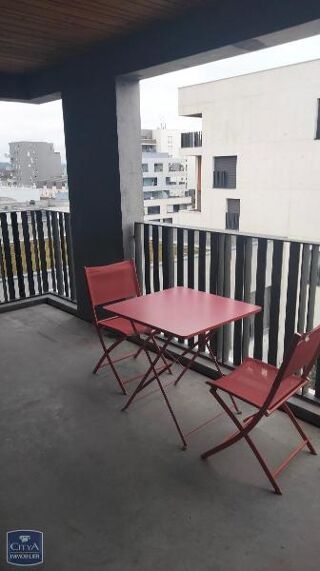  Appartement à louer 3 pièces 68 m²