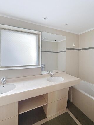  Appartement � louer 2 pi�ces 66 m�