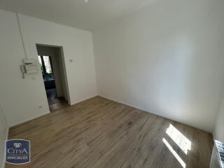  Appartement à louer 1 pièce 19 m²