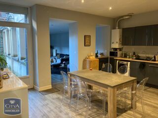  Appartement à louer 4 pièces 92 m²