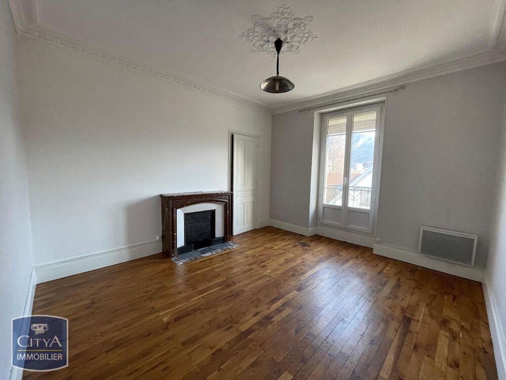 À LOUER : Appartement T4 à Grenoble situé Rue Diderot. C....