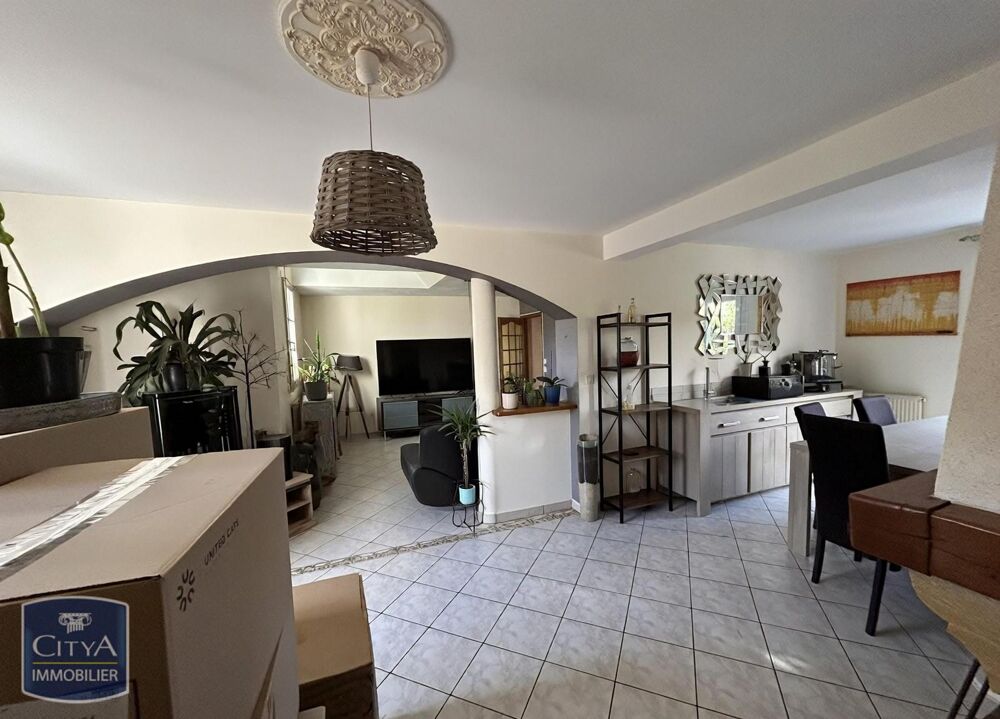 location Maison - 6 pièce(s) - 129 m² Bonchamp-lès-Laval (53960)