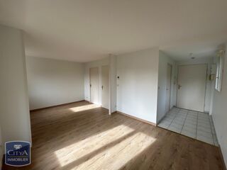 Appartement à louer 1 pièce 32 m²