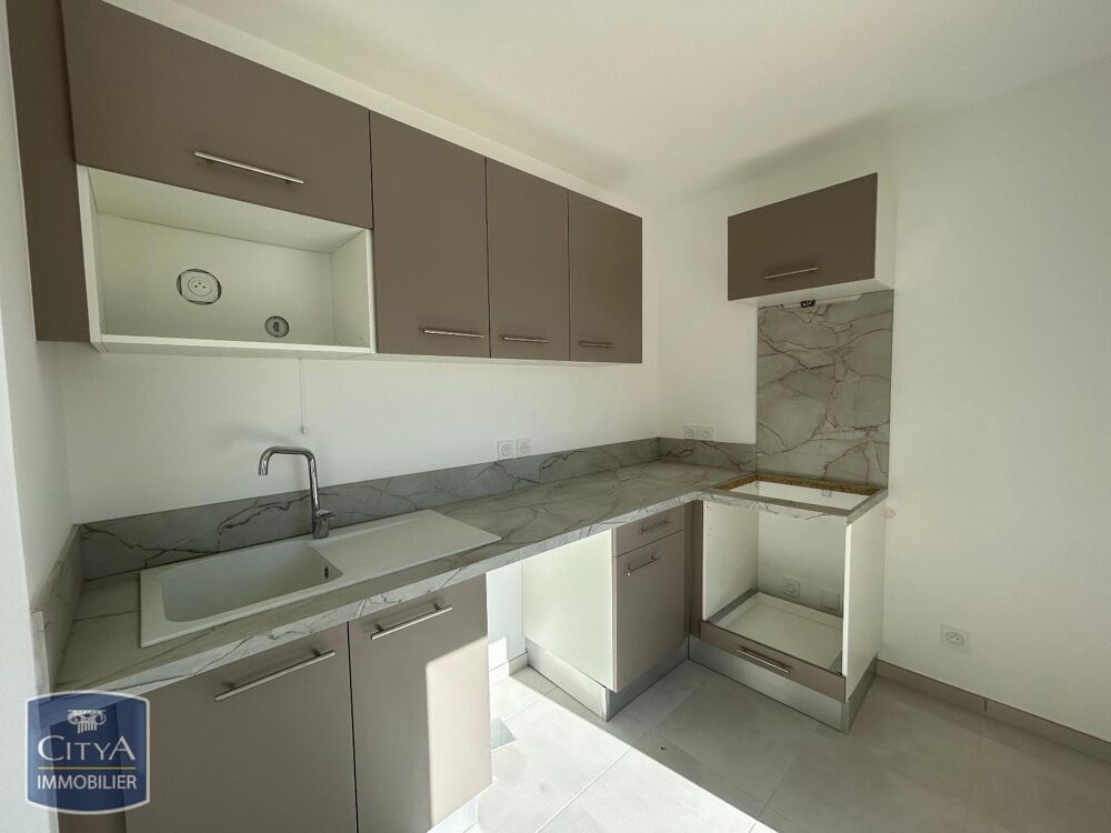 location Appartement - 4 pièce(s) - 100 m² Morières-lès-Avignon (84310)