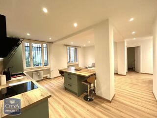  Appartement à louer 3 pièces 68 m²