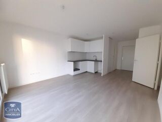  Appartement à louer 3 pièces 56 m²