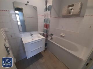  Appartement à louer 1 pièce 32 m²