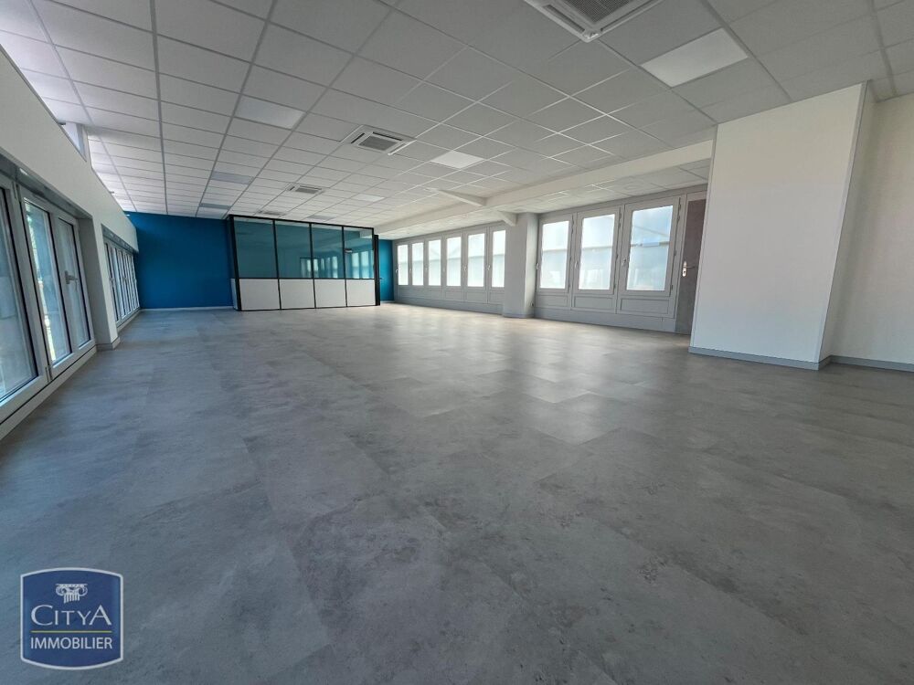   Location / Local Commercial - 188 m² 