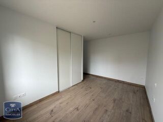  Maison à louer 3 pièces 81 m²
