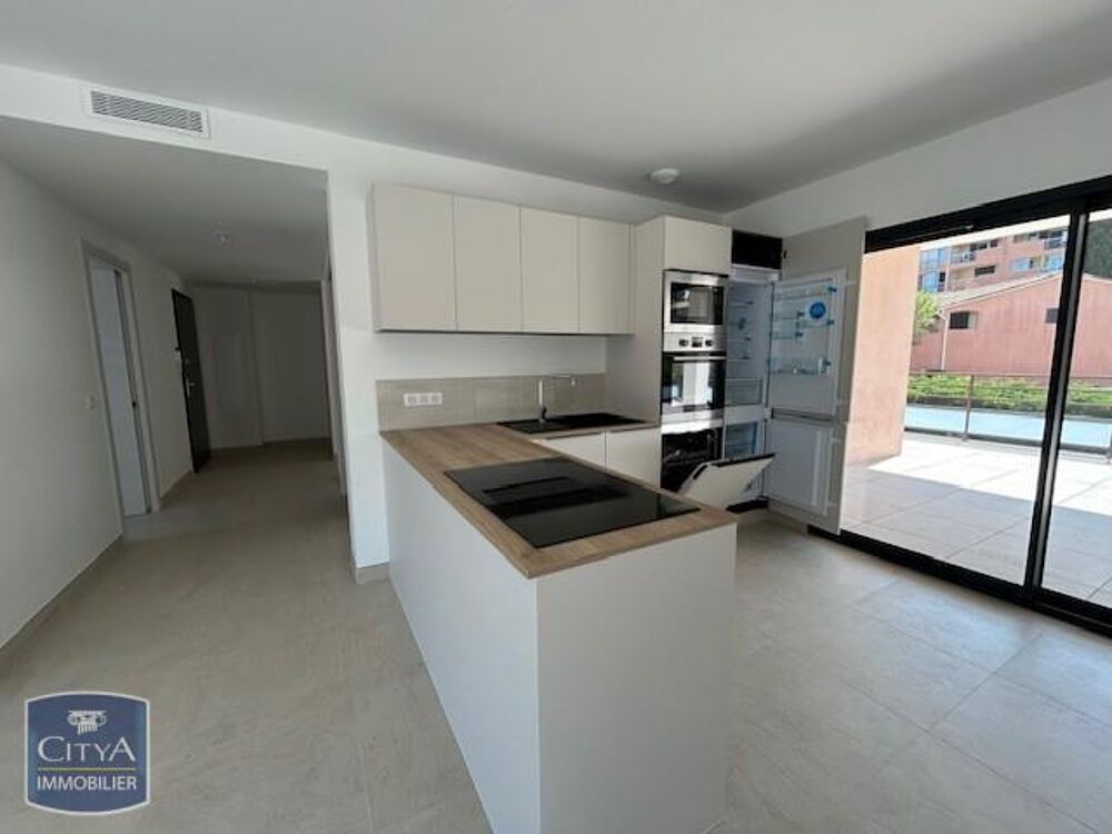 location Appartement - 4 pièce(s) - 93 m² Saint-Raphaël (83700)