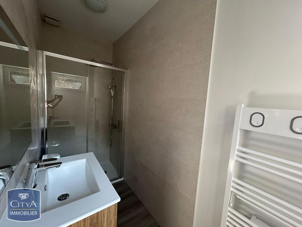 location Maison - 3 pièce(s) - 55 m² Montpeyroux (34150)