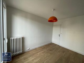  Appartement à louer 4 pièces 62 m²