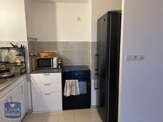  Appartement à louer 3 pièces 80 m²