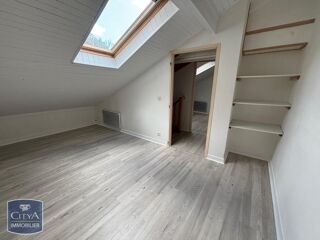  Appartement à louer 3 pièces 73 m²