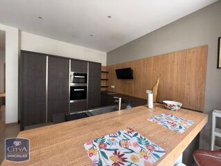  Appartement à louer 4 pièces 94 m²