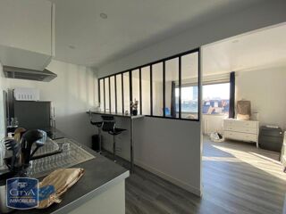  Appartement à louer 1 pièce 33 m²