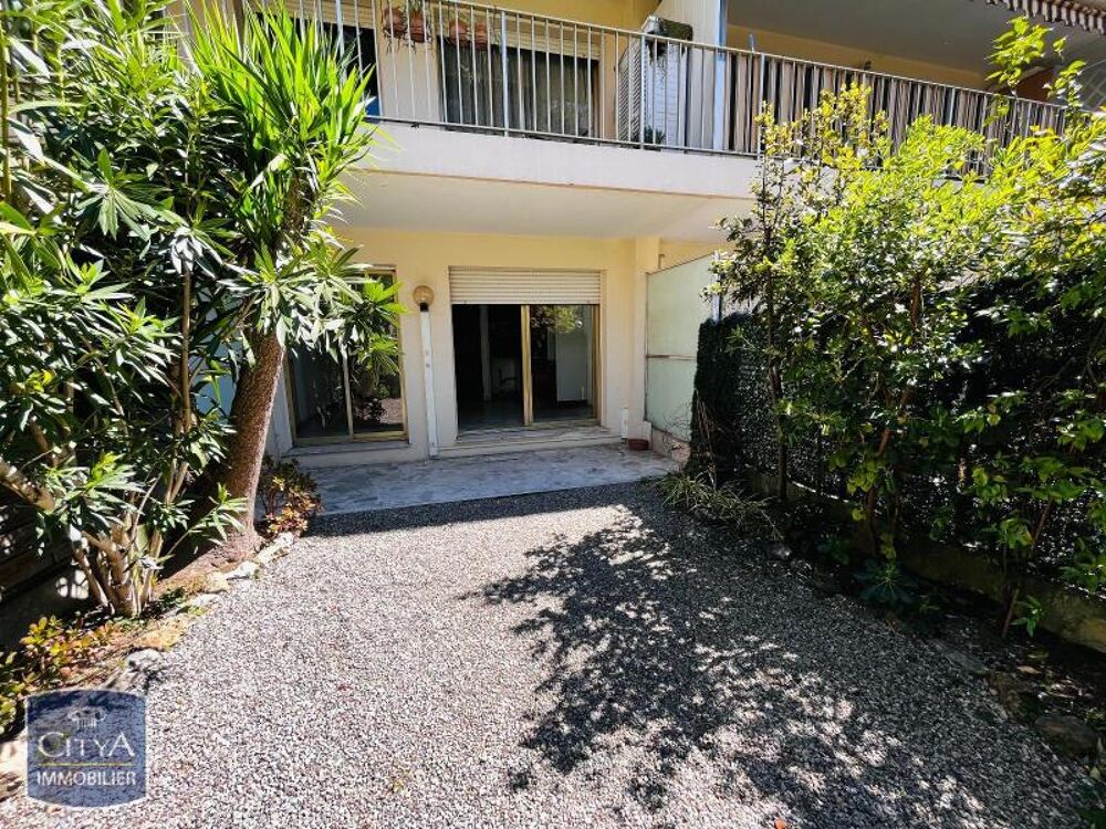 location Appartement - 1 pièce(s) - 26 m² Le Cannet (06110)