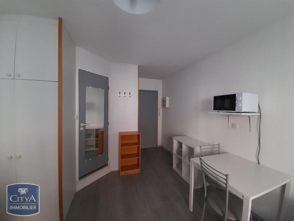 location Appartement - 1 pièce(s) - 17 m² Nimes (30900)