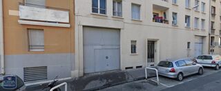  Parking / Garage à louer 