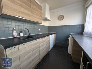  Appartement à louer 4 pièces 65 m²