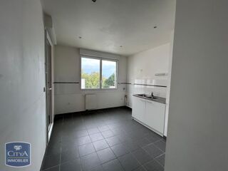  Appartement à louer 3 pièces 81 m²