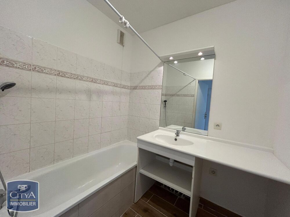 location Appartement - 4 pièce(s) - 63 m² Meaux (77100)