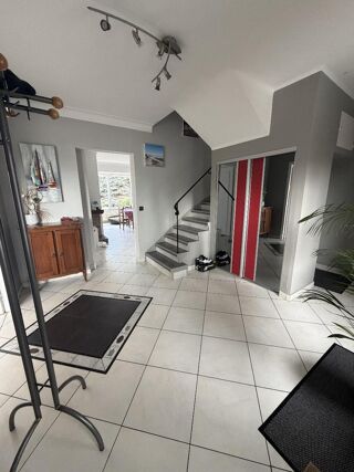  Maison à vendre 15 + pièces 347 m²